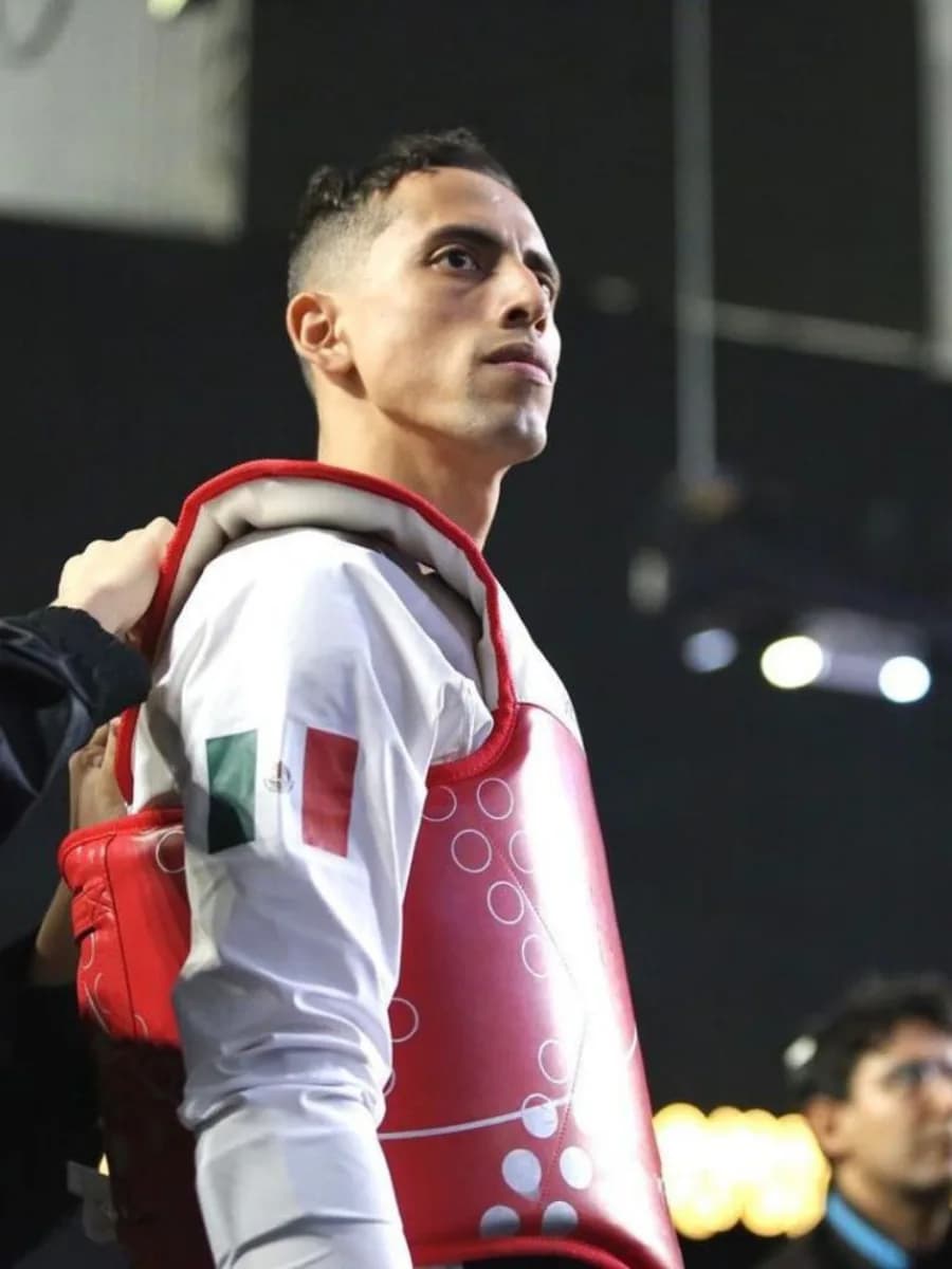 Carlos Navarro