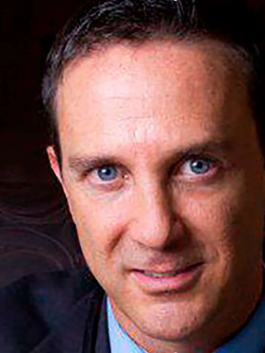 Dr. José Bandera