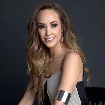 Olivia Peralta — foto 5